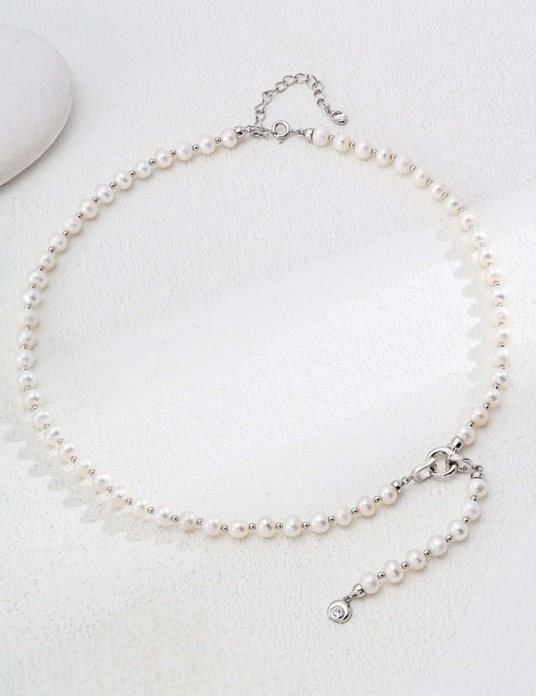 Double R Luster Necklace ｜Eudorra Jewelry.